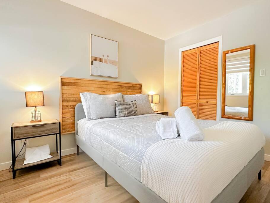 Appartamento The Alpine Nest - 3 Beds - 4 Guests - Free Parking - Pool Mont-Tremblant Esterno foto